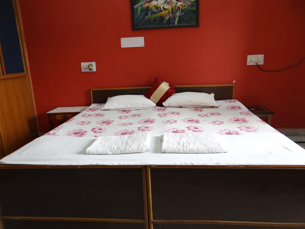 N.Homestay Agra  Værelse billede